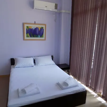 Studio Grand Camelia Slantschew brjag